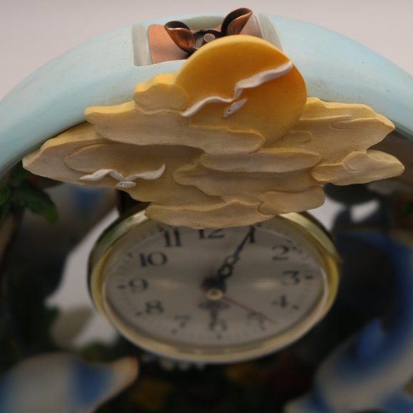 Dolphin Pendulum Clock - Picture 6 of 16